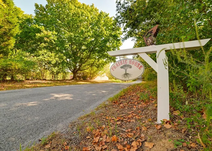 Garden Of The Gods Retreat W/ Hot Tub & Fire Pit Elizabethtown